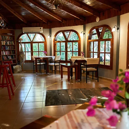 Aida Hotel Çıralı