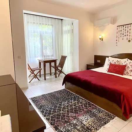 Aida Hotel Çıralı