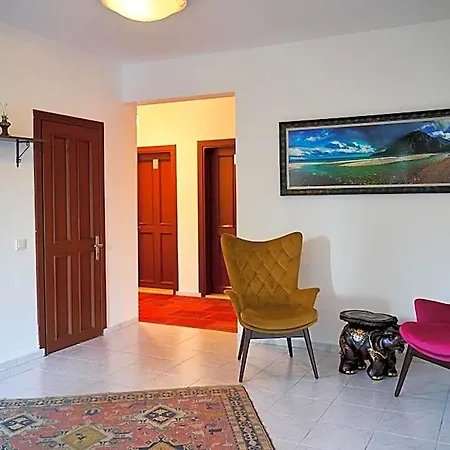 Aida Hotel