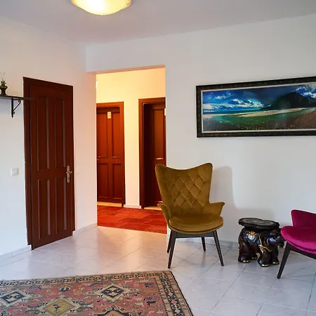 Aida Hotel 2*