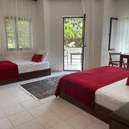 Aida Hotel 2*